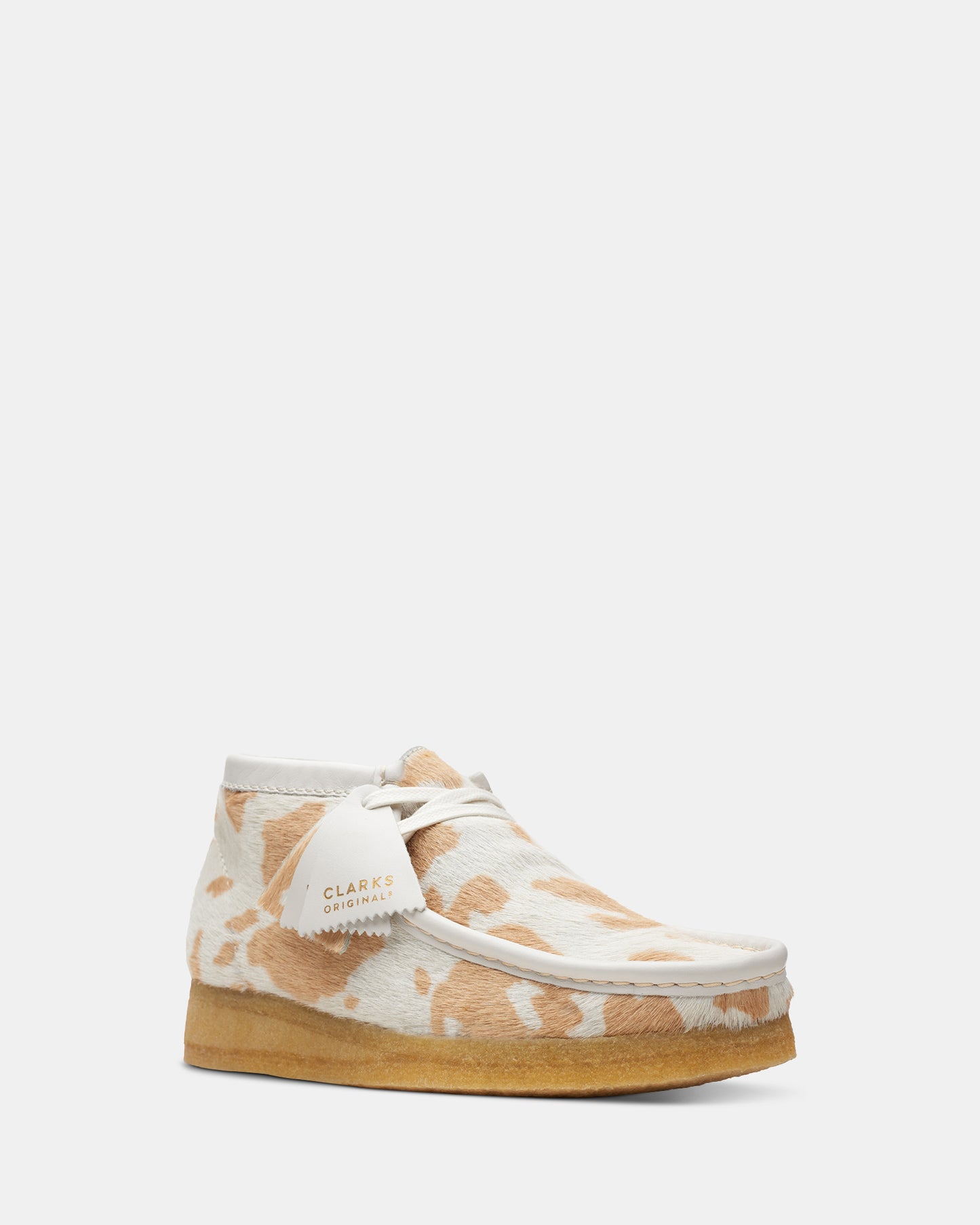 Wallabee Boot. (W) Tan Cow Print